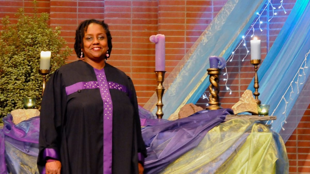 Rev Ann Jefferson E1457488344581